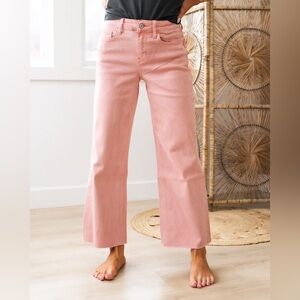 NWT Vervet Skye Wide Leg Crop Pink